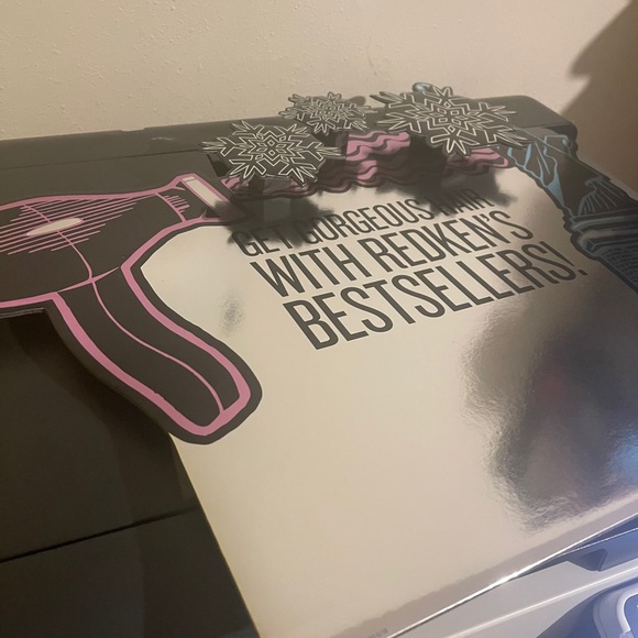 Redken Display Sign - Picture 5 of 7